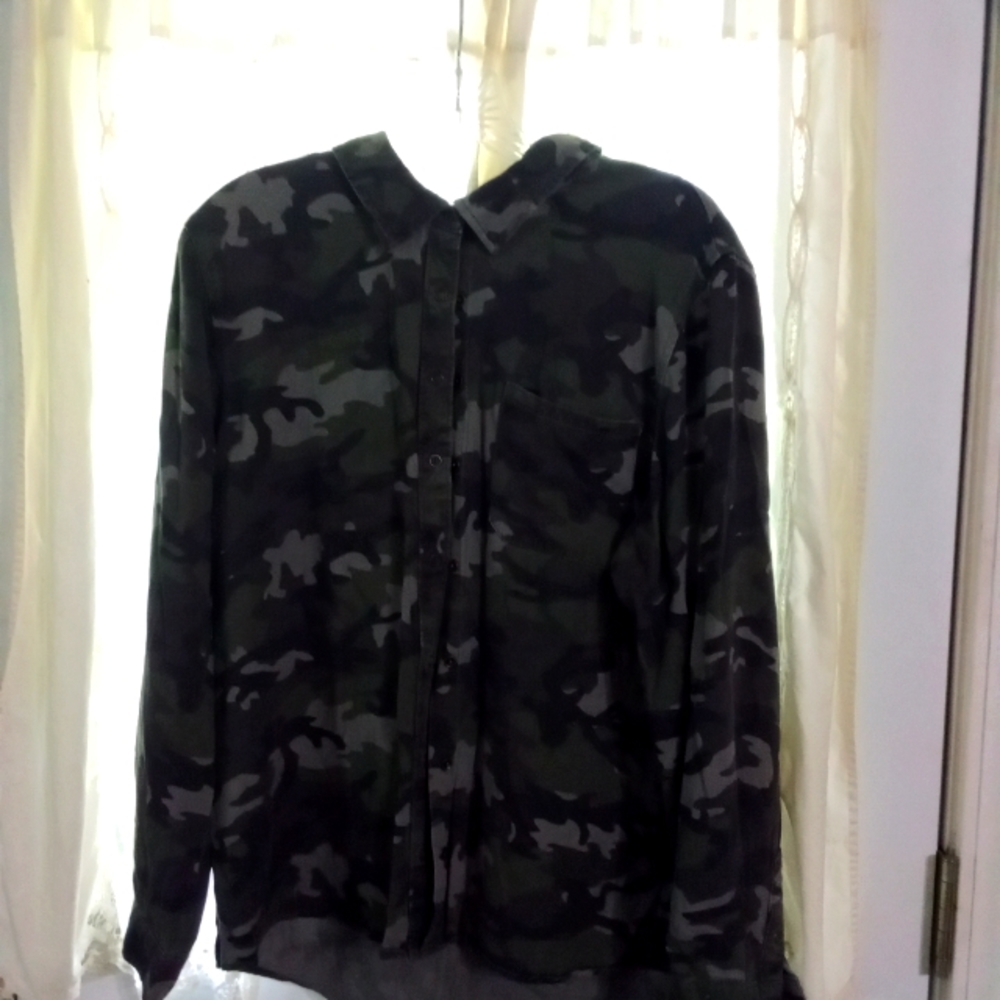 Time and Tru, long sleeve, button up